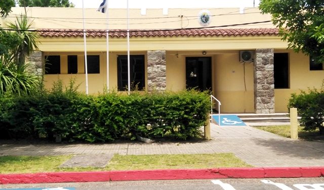 Familia agradece al personal de Seccional 3ª de Pan de Azúcar, destacando la atención de la agente Carolina Alfonzo