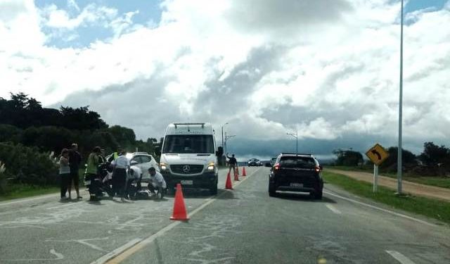 Piriápolis: siniestro de tránsito en Playa Hermosa deja una mujer lesionada