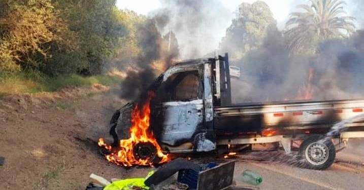 Piriápolis: vehículo tomó fuego en Ruta 73; perdidas totales