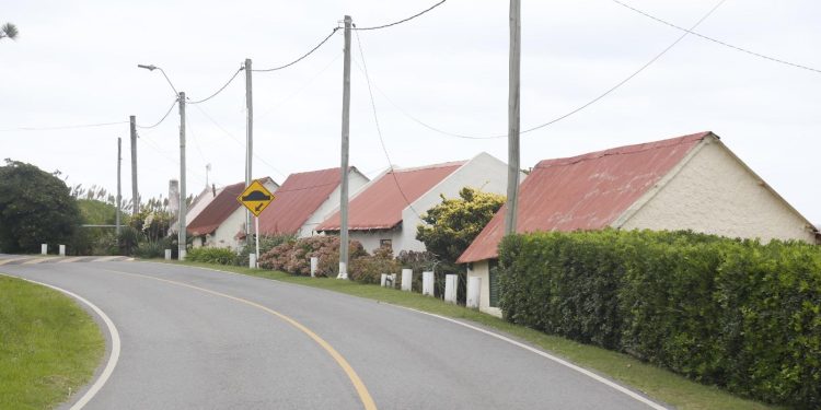 Punta Colorada: Antía sostuvo que recibirá a los vecinos y se congratuló que se reconozca que los terrenos son públicos
