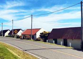 Casitas de techos rojos: reunión de Antía con los vecinos de Punta Colorada, tiene fecha, hora y lugar