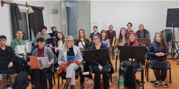 Una muy buena noticia cultural para Piriápolis; la joven Victoria Rodríguez Brum en la ópera Don Pasquale del Sodre