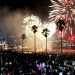Hoy: Piriápolis recibe la Gala de Luces; gran espectáculo de fuegos artificiales en la rambla del balneario