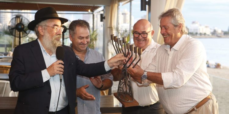 Antía destacó a Punta del Este como lugar de mayor encuentro de la colectividad israelí del cono sur al ser homenajeado por ella.