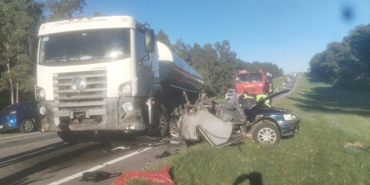 Colonia: trágico accidente en Ruta 12 deja un muerto y tres heridos