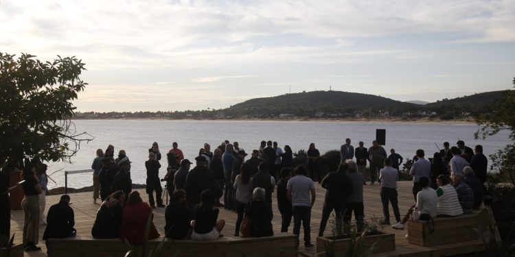 Fue inaugurado el nuevo mirador en Punta Colorada, promete vistas panorámicas