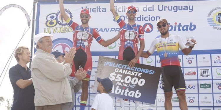 Maldonado recibió la Vuelta Ciclista y Antía destacó inversión para fomentarla