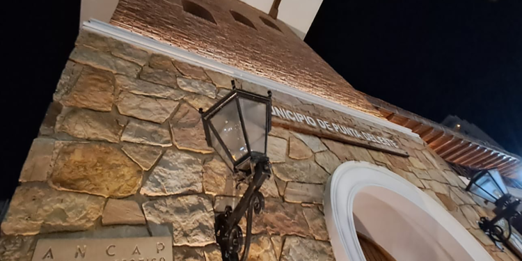 Cónsul argentina destaca a PDE como lugar emblemático elegido para vivir y Antía se congratula que cada día lleguen más