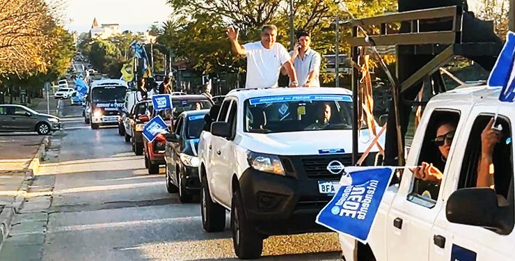 Multitudinario cierre de campaña de Rodrigo Blás con acto y caravana gigante: “Ganamos, y gana Maldonado”