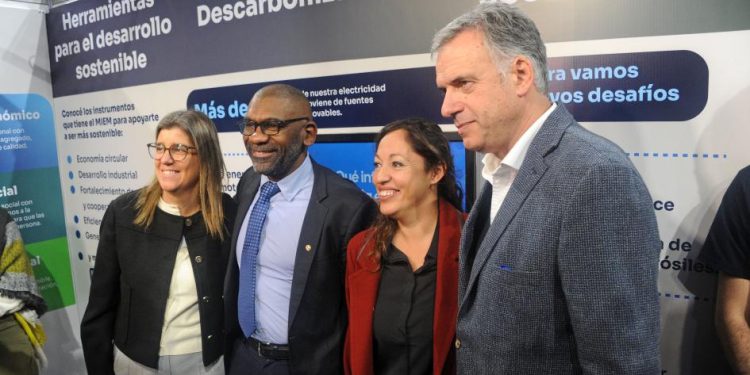 “El crecimiento sin cuidado del ambiente no existe o es de vuelo corto”, dijo el presidente Yamandú Orsi