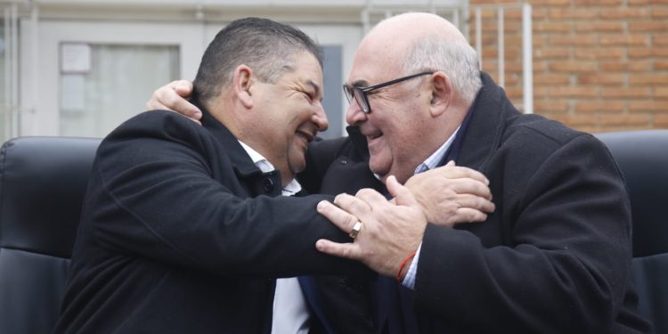 Asumió el alcalde reelecto de Garzón y valoró el poder renovar el compromiso con la gente