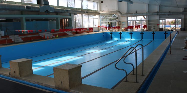 Municipio de Pan de Azúcar finaliza obras en garitas de ómnibus y piscina pública