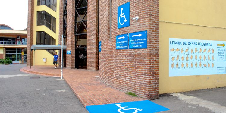 Convocatoria dirgida a personas con discapacidad que desarrollen emprendimientos autogestionados