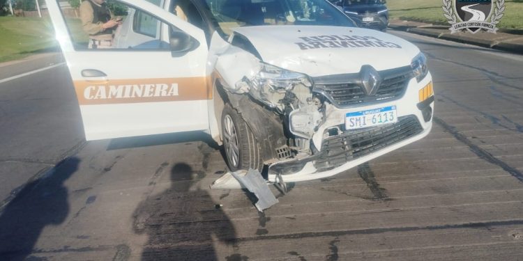 Montevideo: persecución policial termina en choque; tres detenidos y el cuarto ocupante logró fugarse con una mochila