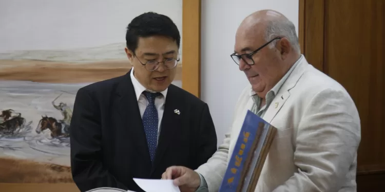 IDM y Embajada de Corea en Uruguay estrechan lazos