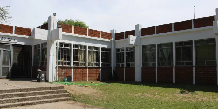 Liceo “Álvaro Figueredo” se prepara para festejar sus ocho décadas