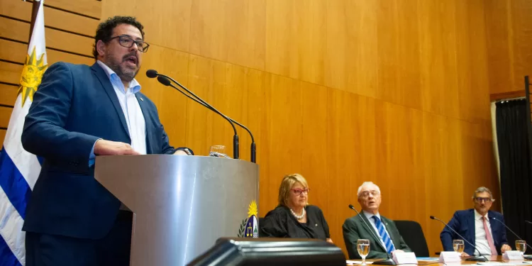 Sánchez: Uruguay está en condiciones para aportar en la solución pacífica de conflictos