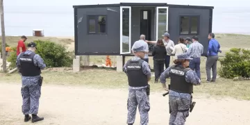 A instancias de la IDM y por resolución de la Justicia se empezó a retirar la construcción ilegal en Playa Mansa