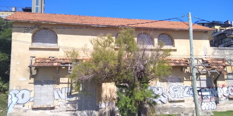 Municipio acompaña comodato con MEF por edificio de Aduanas