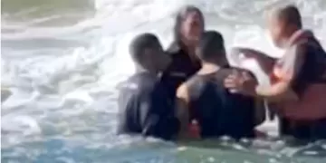 Dramática situación en Punta Negra: policías arriesgaron su vida en intento de rescate