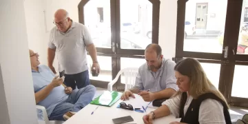 Abella puso en marcha «Escuchamos»