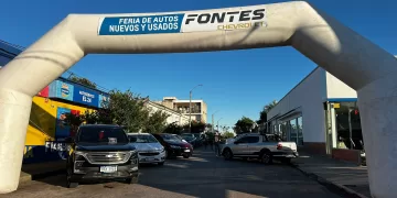 Con éxito comenzó la Feria de Autos de Fontes en Pan de Azúcar