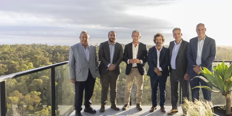 Orsi recorrió proyecto inmobiliario y alentó a invertir en Uruguay: “No aflojen, cuentan con nosotros”