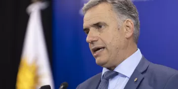 Presidente Orsi viajó a Brasil para participar en la Cumbre del Mercosur en Foz de Iguazú