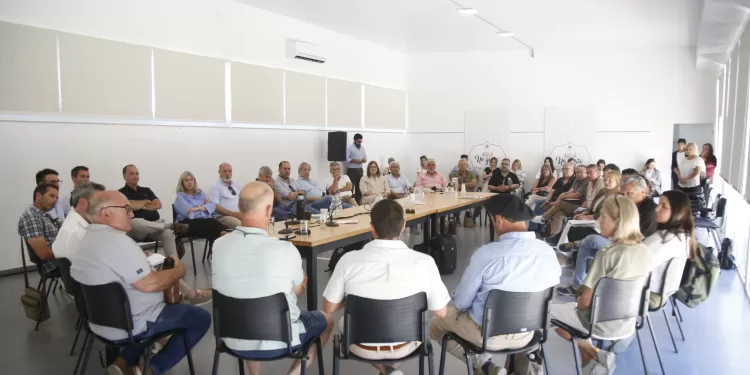 Abella encabezó último gabinete del año y destacó puesta en marcha del gobierno