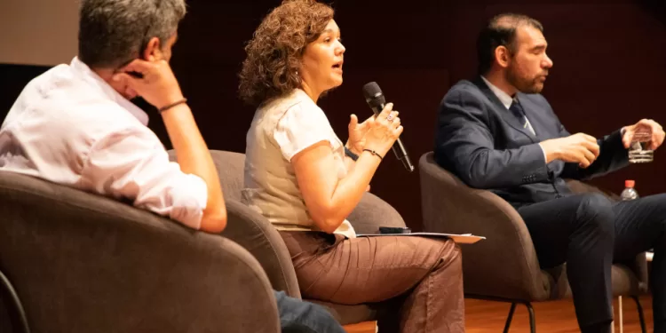 Uruguay expuso en Chile su experiencia de negociación colectiva y diálogo en la construcción