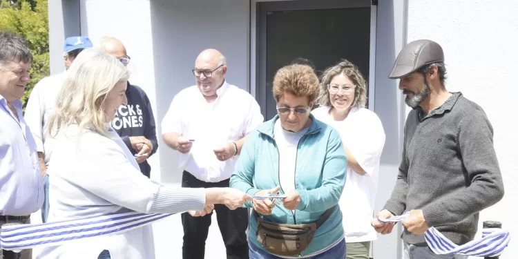 Fuerte inversión interinstitucional y de productores hace posible una sala modelo de extracción de miel